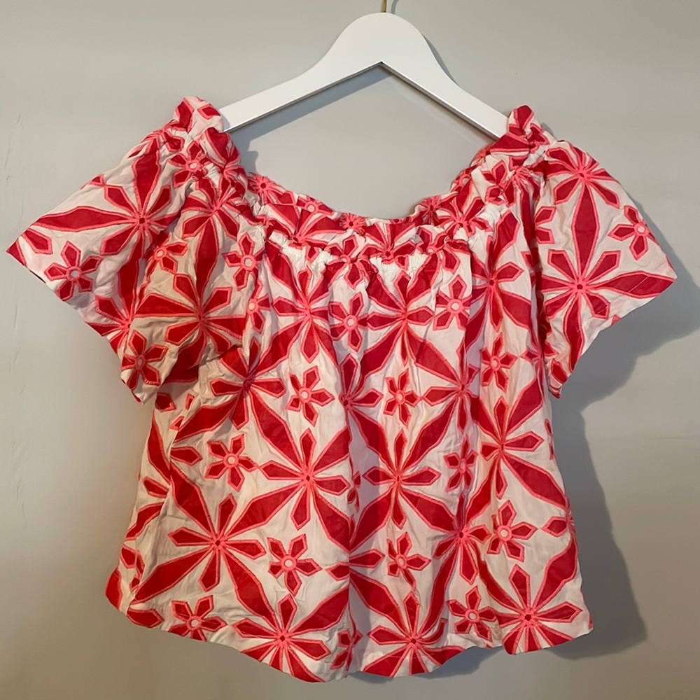 NWT Cute Summer Top